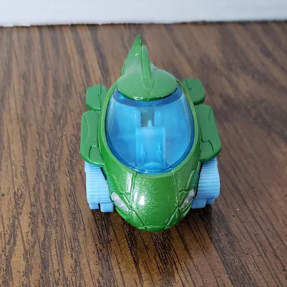 PJ Masks Just Play Die Cast Frog Box One Green Gekko Metal Vehicle